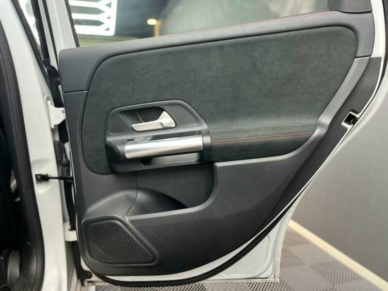 B-CLASS