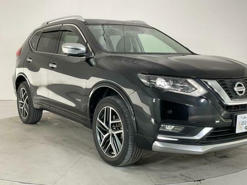 X-TRAIL