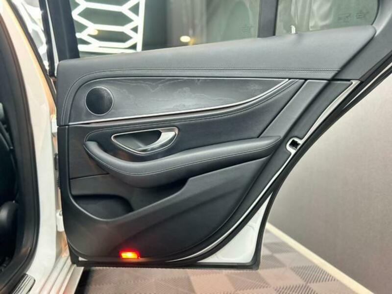 E-CLASS