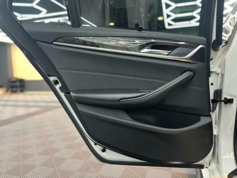 5 SERIES