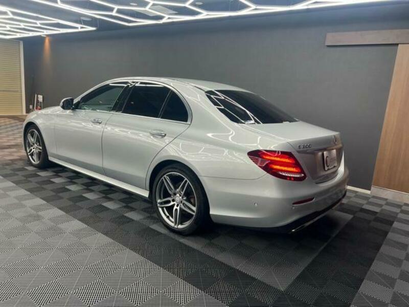 E-CLASS