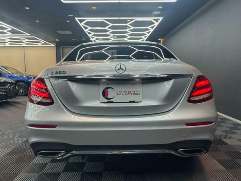 E-CLASS