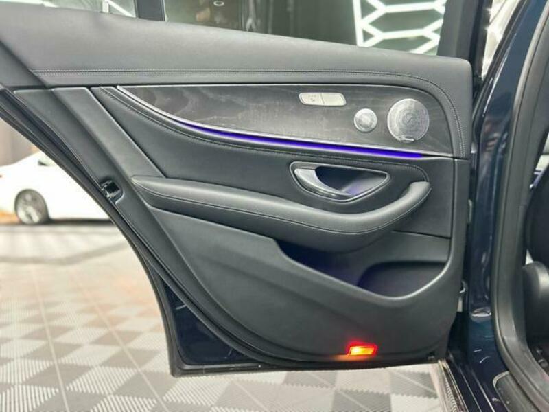 E-CLASS