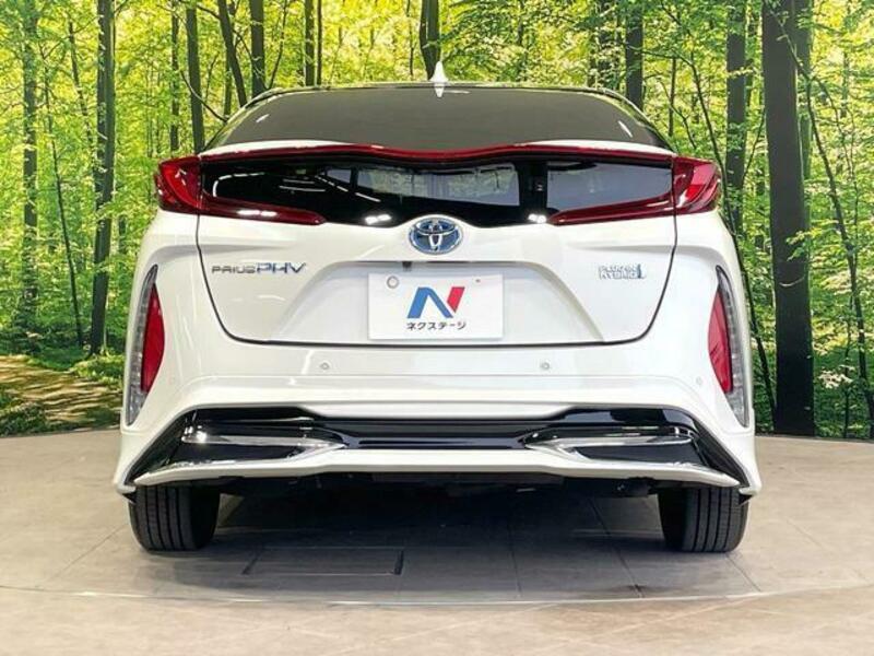 PRIUS PHV