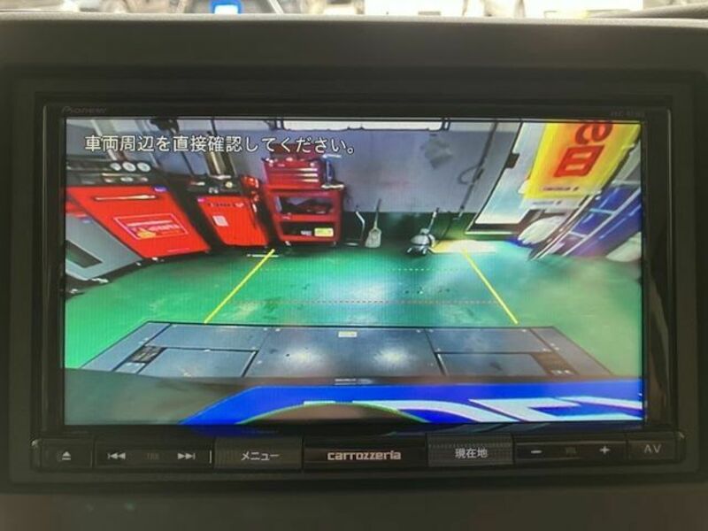 N BOX