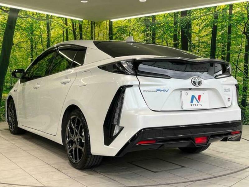 PRIUS PHV