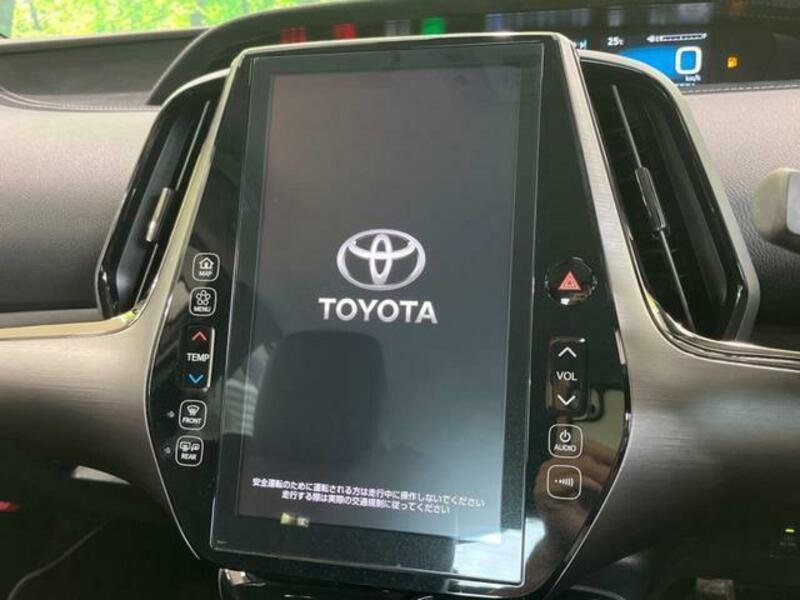 PRIUS PHV