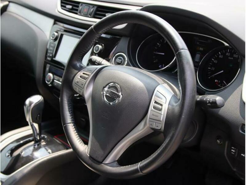 X-TRAIL
