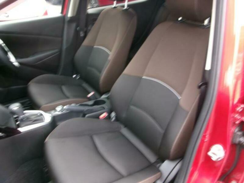 MAZDA2