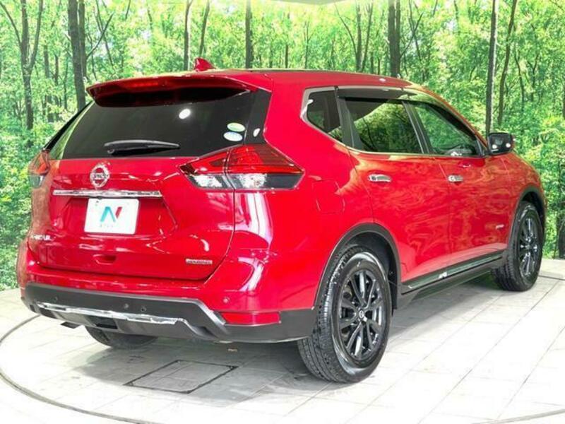 X-TRAIL