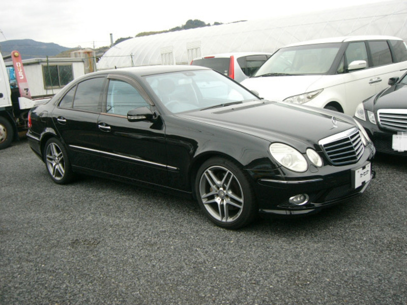 MERCEDES-BENZ E-CLASS