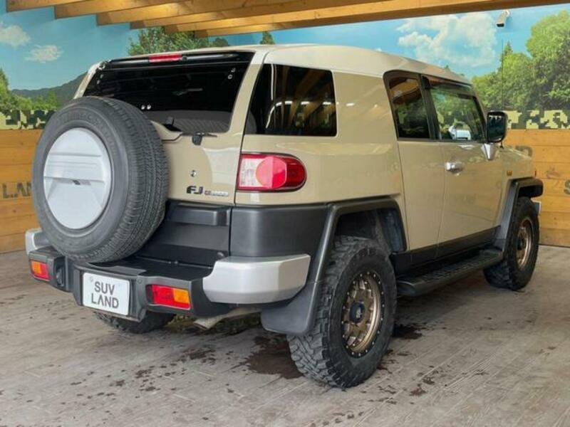 FJ CRUISER
