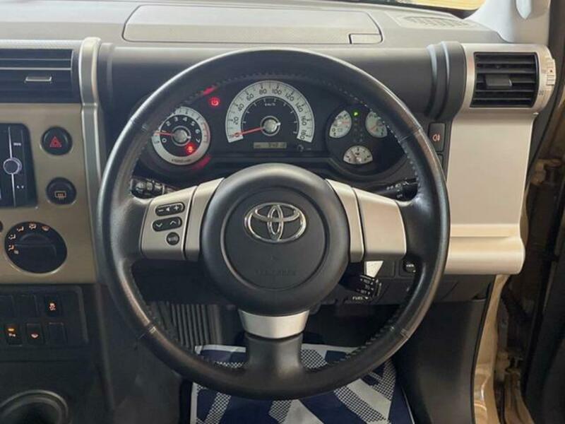 FJ CRUISER