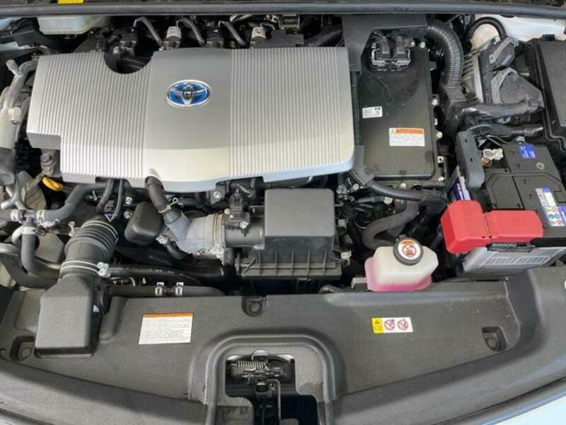 PRIUS PHV