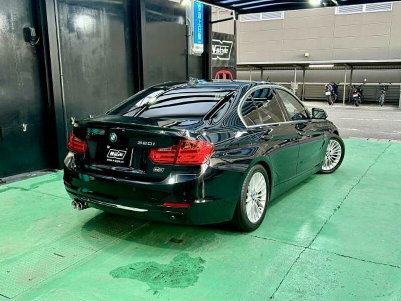 3 SERIES