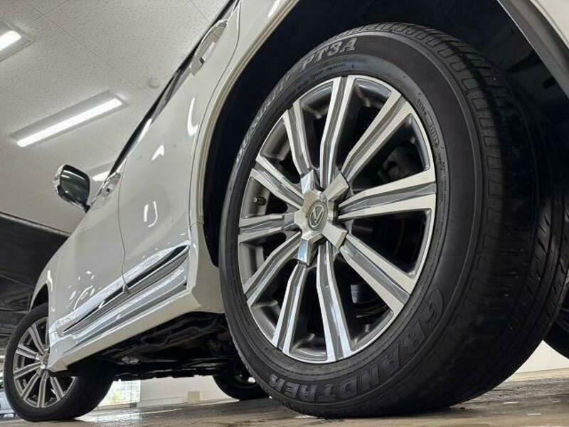 LX