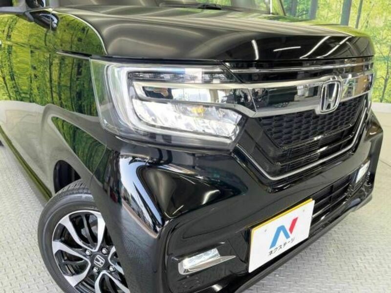N BOX CUSTOM