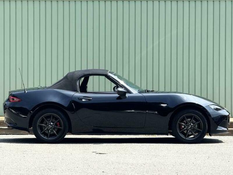 ROADSTER
