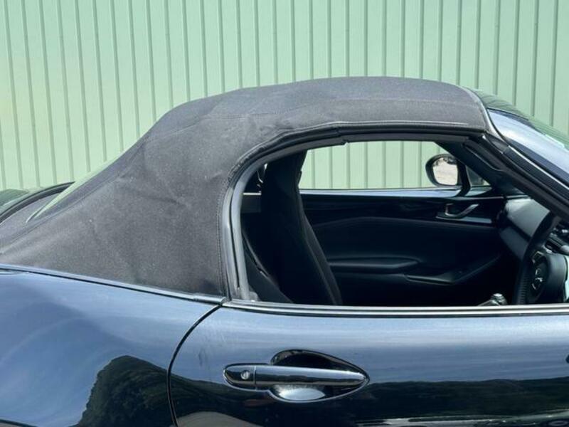 ROADSTER