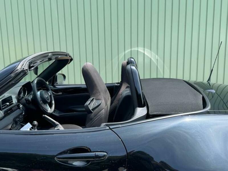 ROADSTER