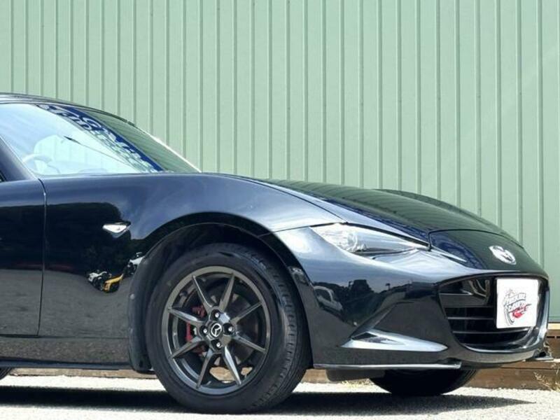 ROADSTER