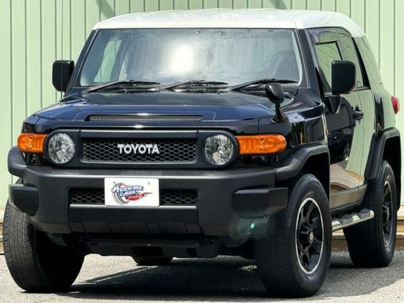 TOYOTA FJ CRUISER