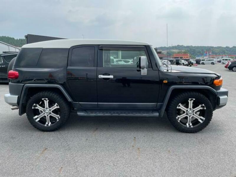 FJ CRUISER
