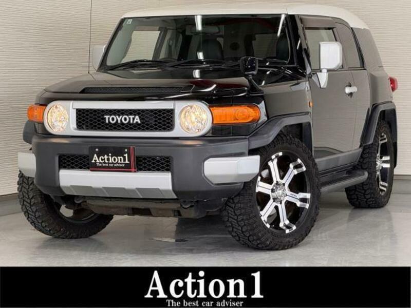 TOYOTA FJ CRUISER