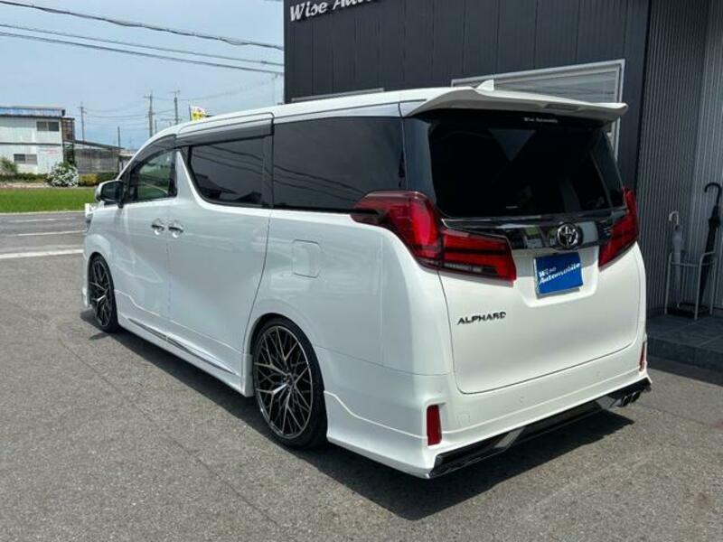 ALPHARD