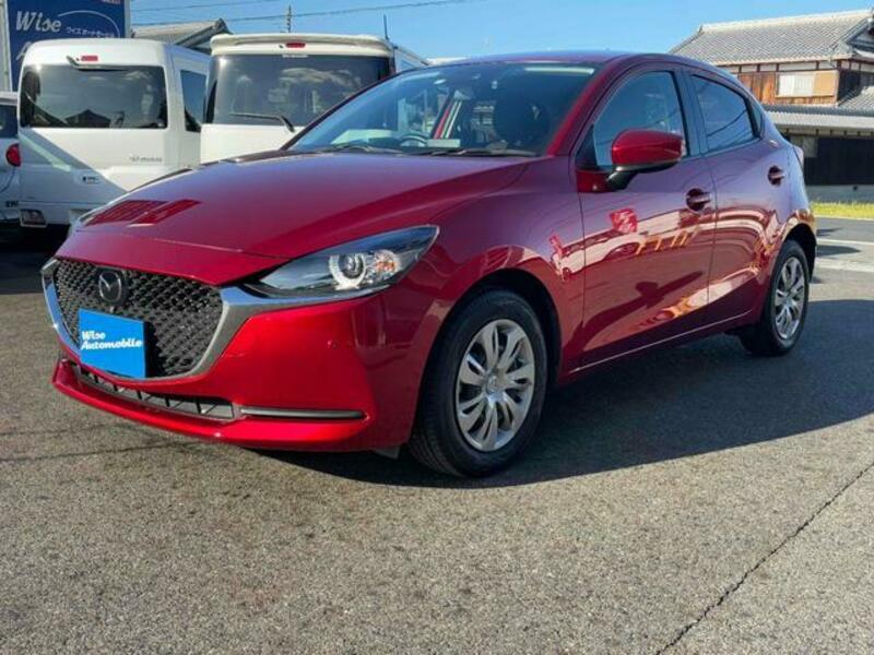 MAZDA2