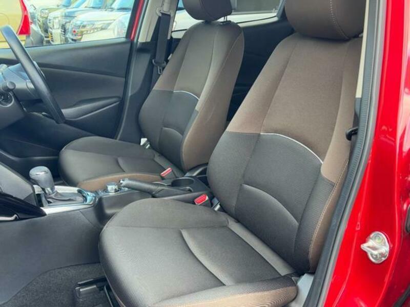 MAZDA2