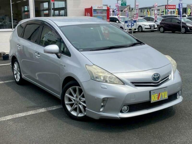 PRIUS ALPHA