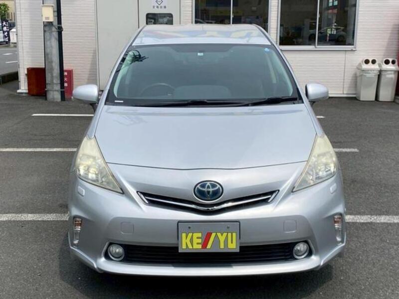 PRIUS ALPHA