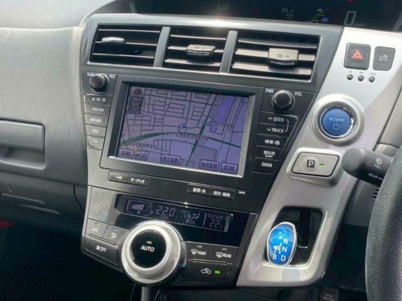 PRIUS ALPHA