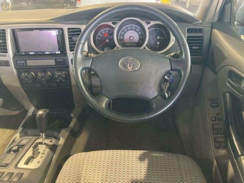 HILUX SURF
