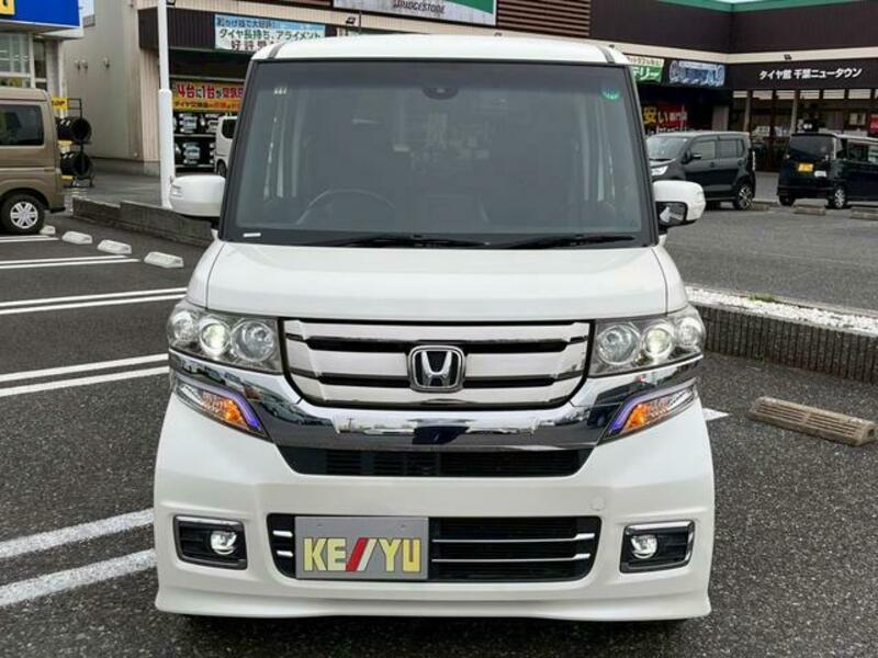 N BOX CUSTOM