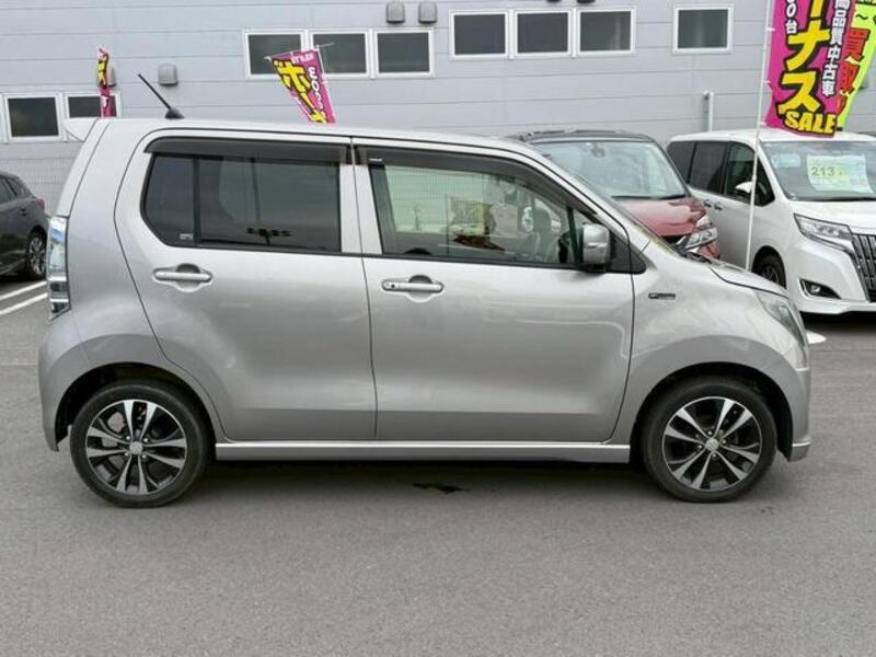 WAGON R