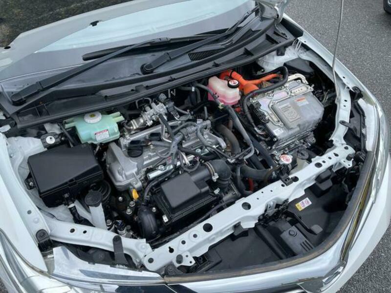 COROLLA AXIO