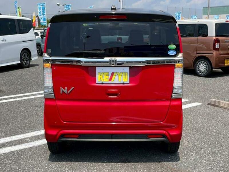 N BOX SLASH