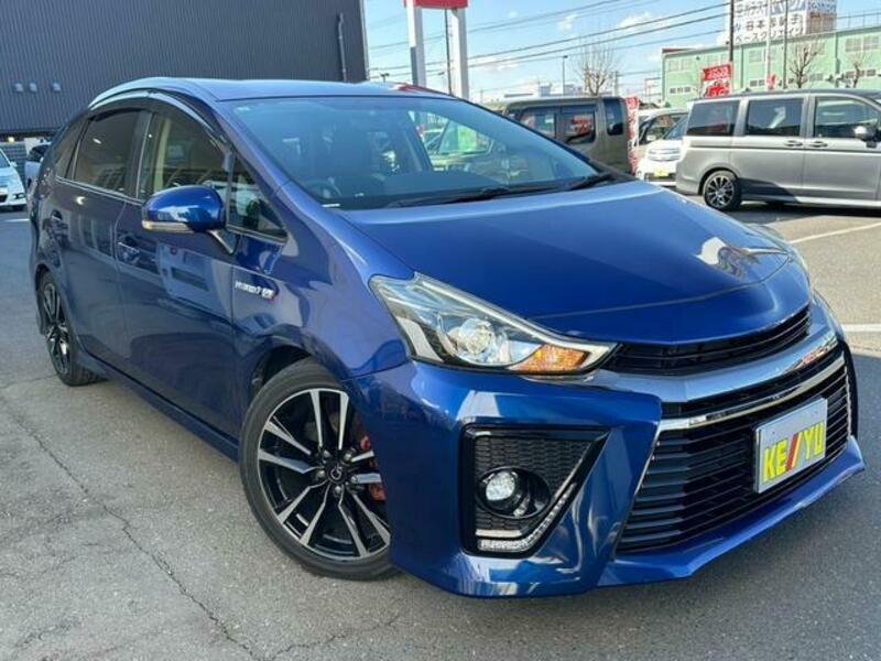 PRIUS ALPHA