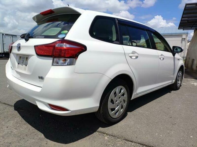 COROLLA FIELDER