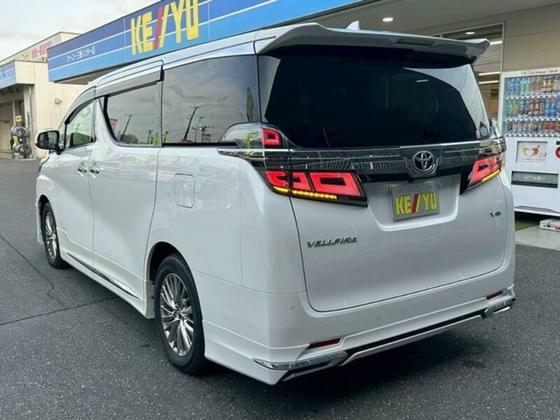VELLFIRE
