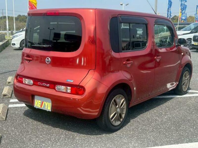 CUBE