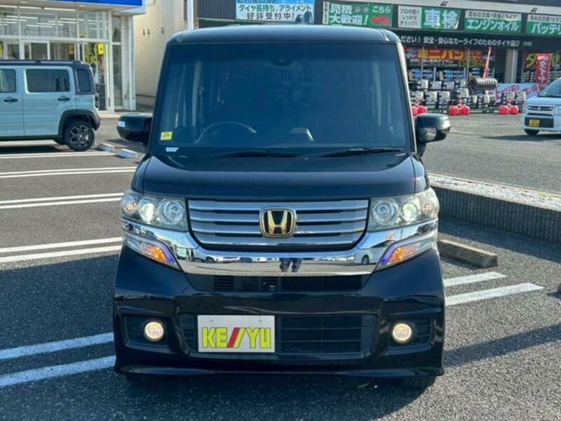 N BOX CUSTOM