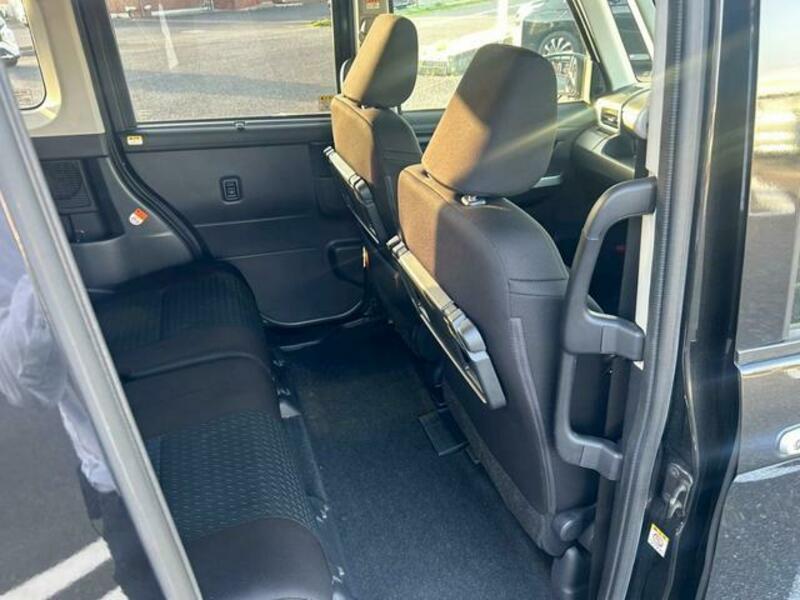 ROOMY