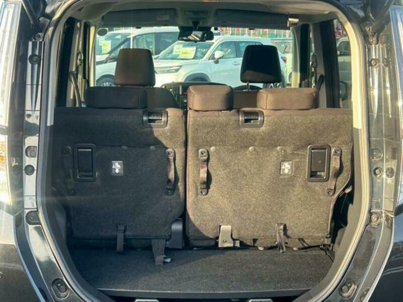 ROOMY