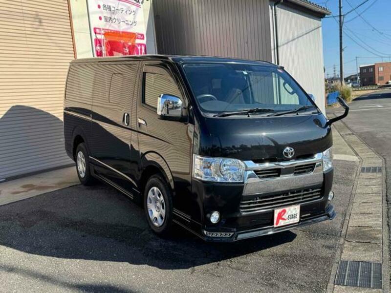 HIACE VAN