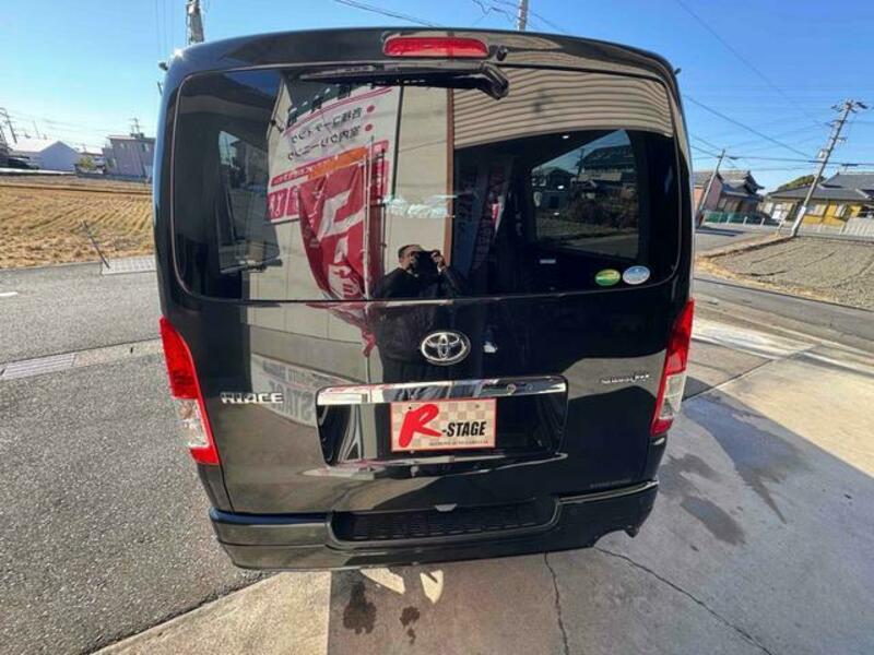 HIACE VAN