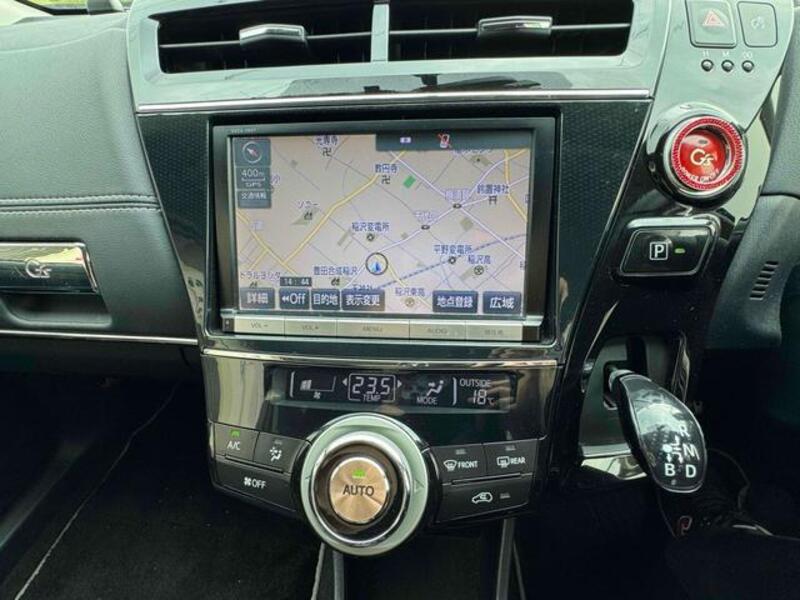 PRIUS ALPHA