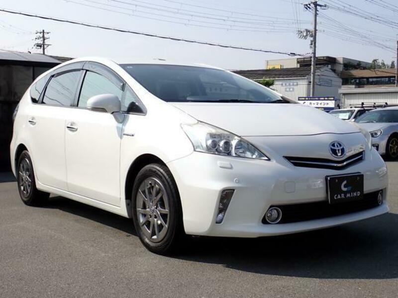 PRIUS ALPHA